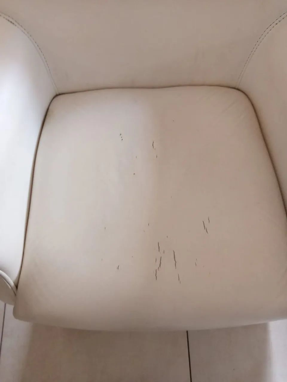 Poltrona Branca  - Foto 2