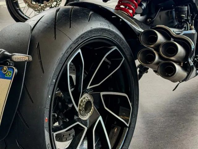 Ducati Diavel V4 - Foto 5