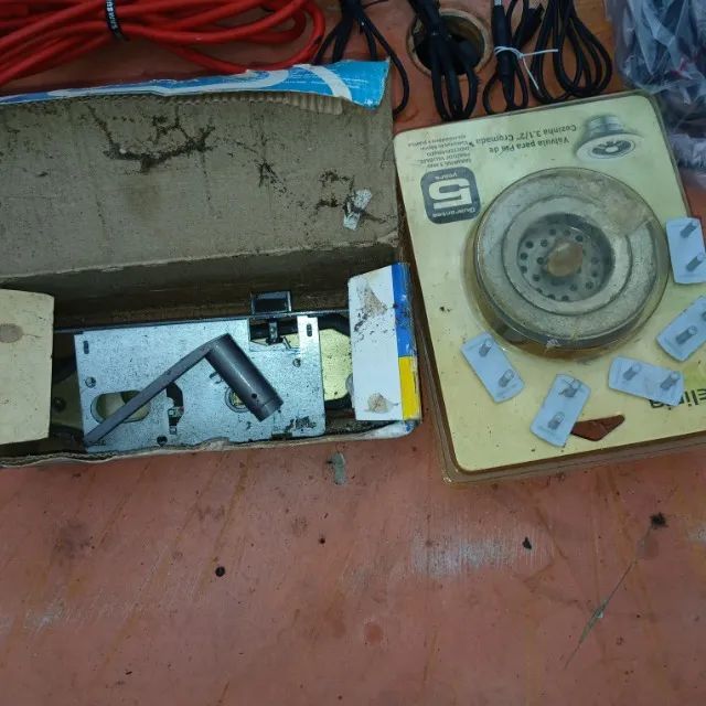 MATERIAL ELÉTRICO E HIDRAULICO TUDO JUNTO E MISTURADO - Foto 2