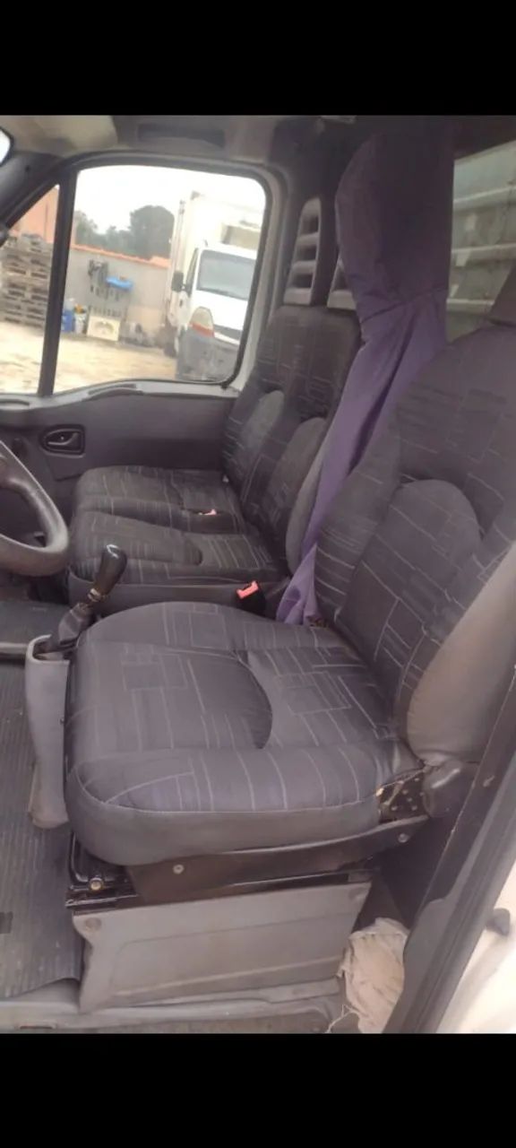 Iveco Daily 2008 Baú  - Foto 4