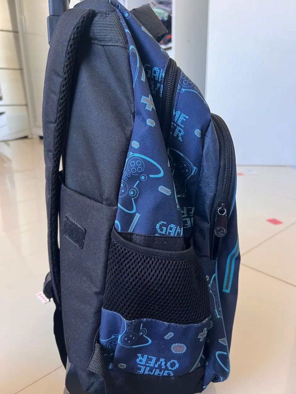 Mochila Sonic com carrinho e estojo  - Foto 2