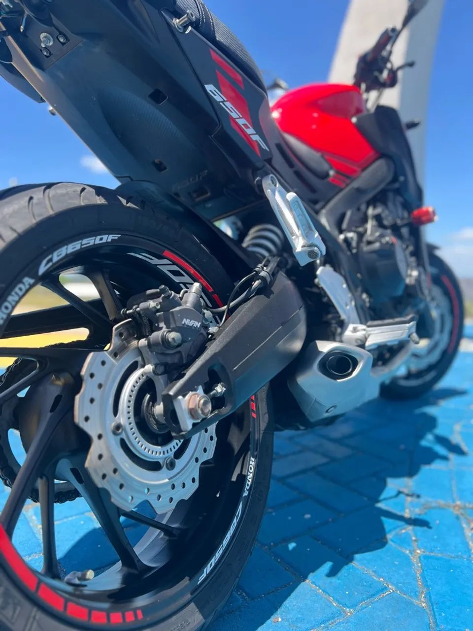 CB 650F - Foto 4