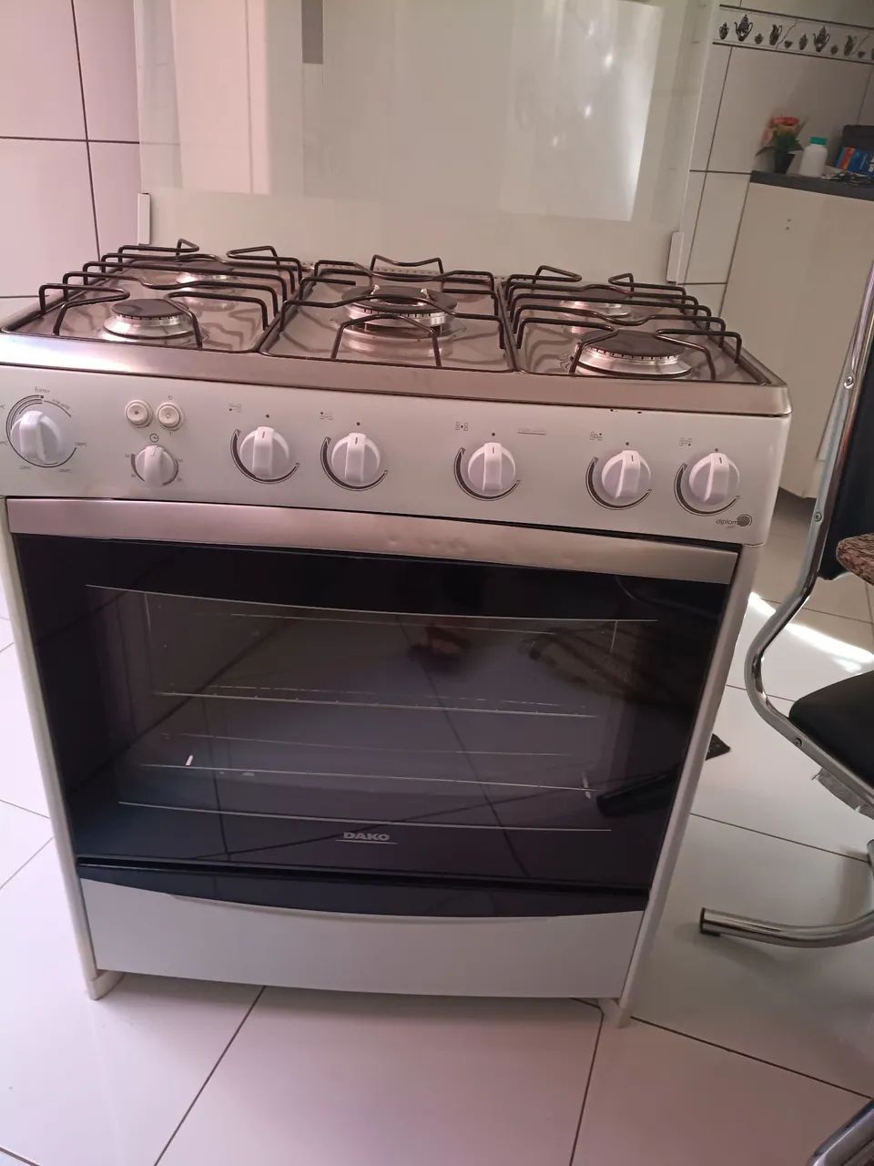 Fogão 5 bocas Dako com grill e tamer  - Foto 2