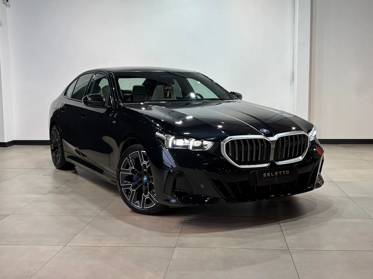BMW 530E M Sport 2.0 Turbo Híbrido Aut. 2025