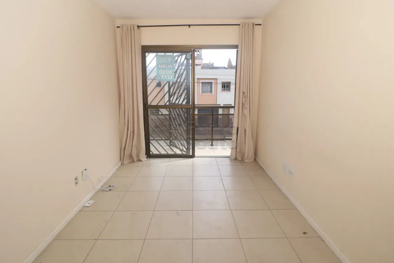 Apartamento com Terraço e Vaga Coberta - Próximo à UCPel e UFPel