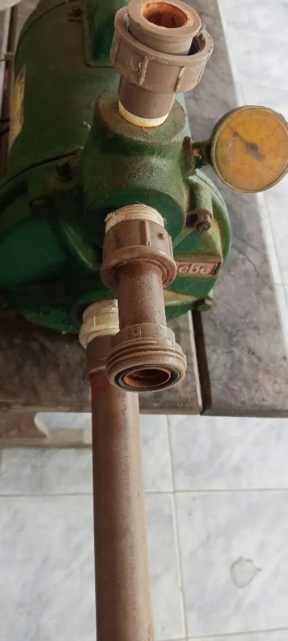 Vendo bomba de sucção com defeito. Valor  R$ 250  - Foto 4