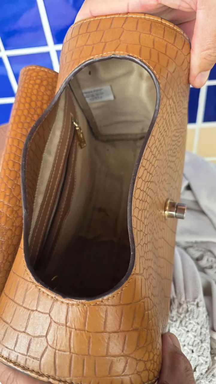 Bolsa classe 100% couro - Foto 4