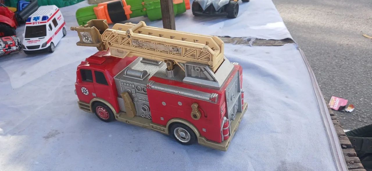 Caminhão de bombeiros  - Foto 2