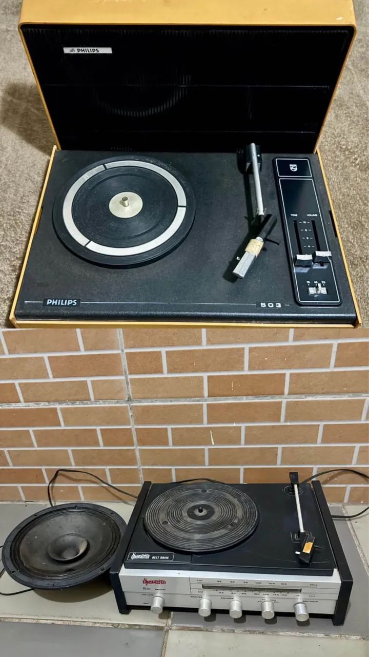 Antigos Toca Discos   