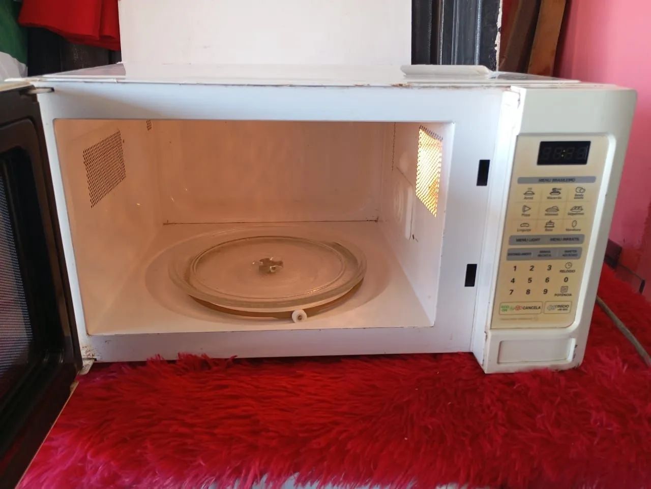Microondas da Lg 220 v TD ok - Foto 3