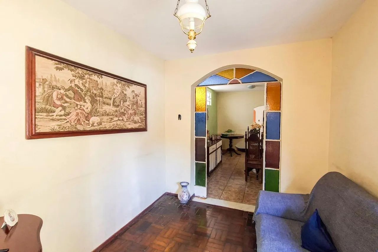 Casa à Venda - União, 6 Quartos, 360 m2