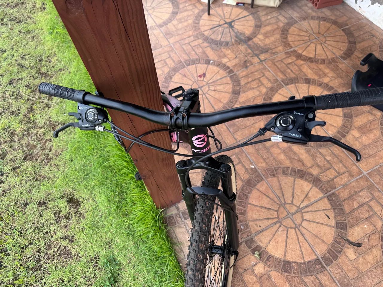 Bicicleta KSW Aro 29 Alumínio Freio a Disco - Muito Nova - Foto 5