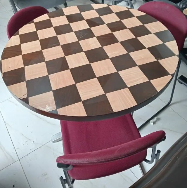 Mesa xadrez com 3 cadeiras com base de alumínio - Foto 2