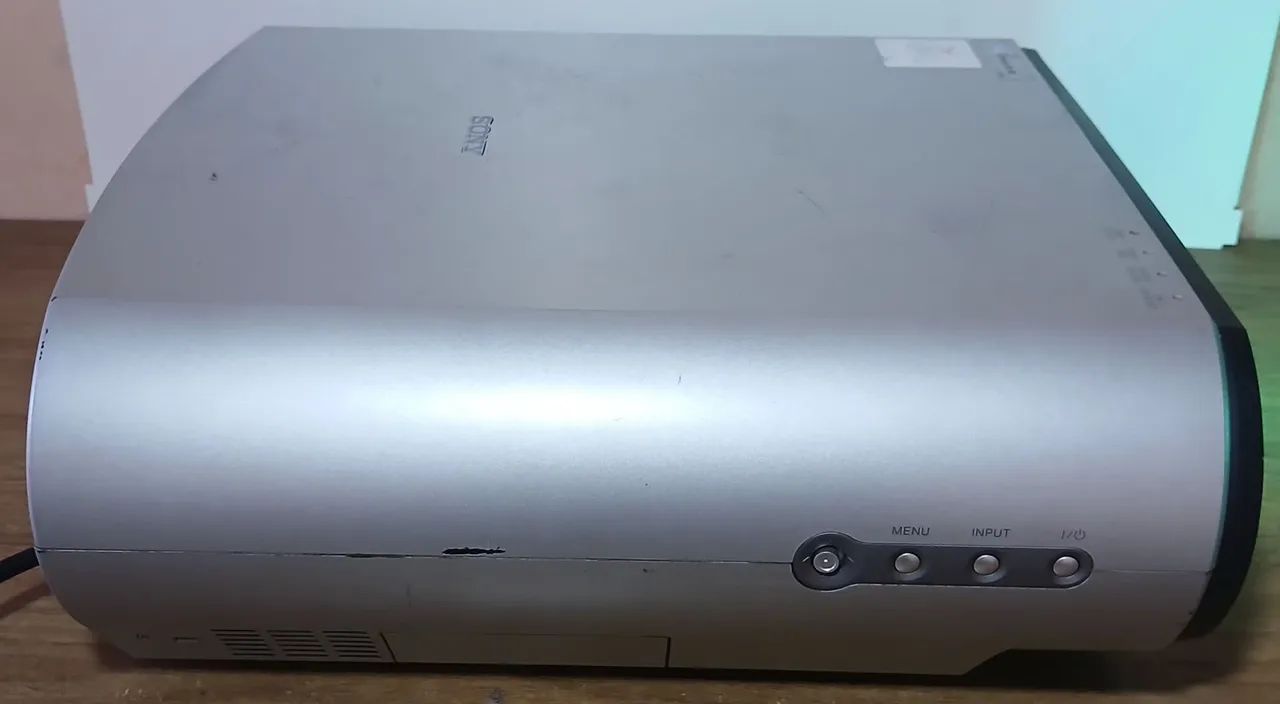 Projetor de vídeo Sony VPL-HS50 - Para Revisão ou Retirada de Peças  - Foto 3