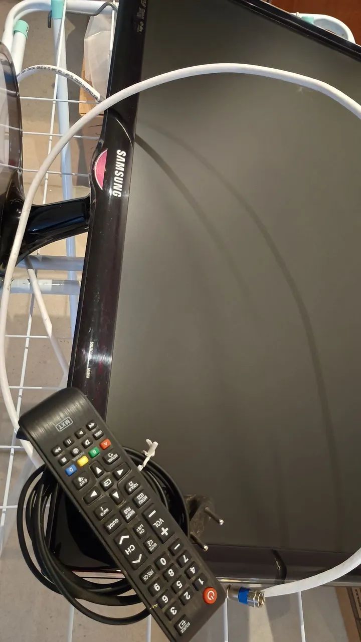 Tv Samsung,62 cm - Foto 4