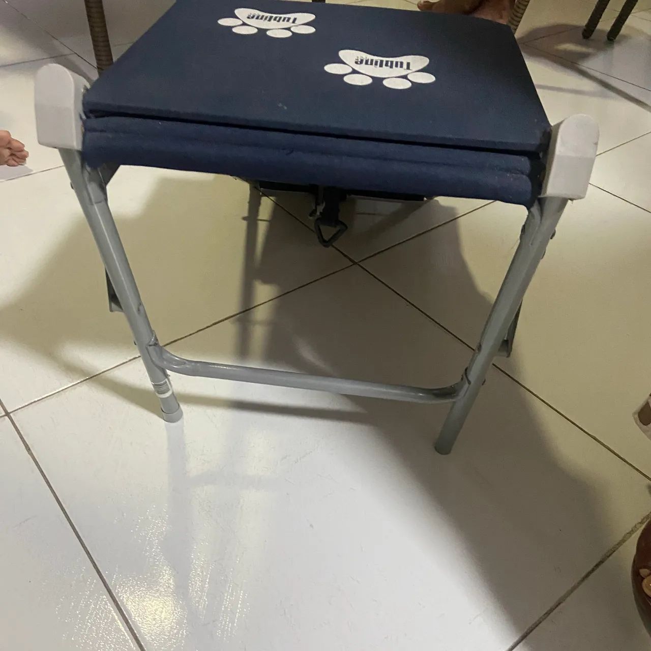 Escada Pet 