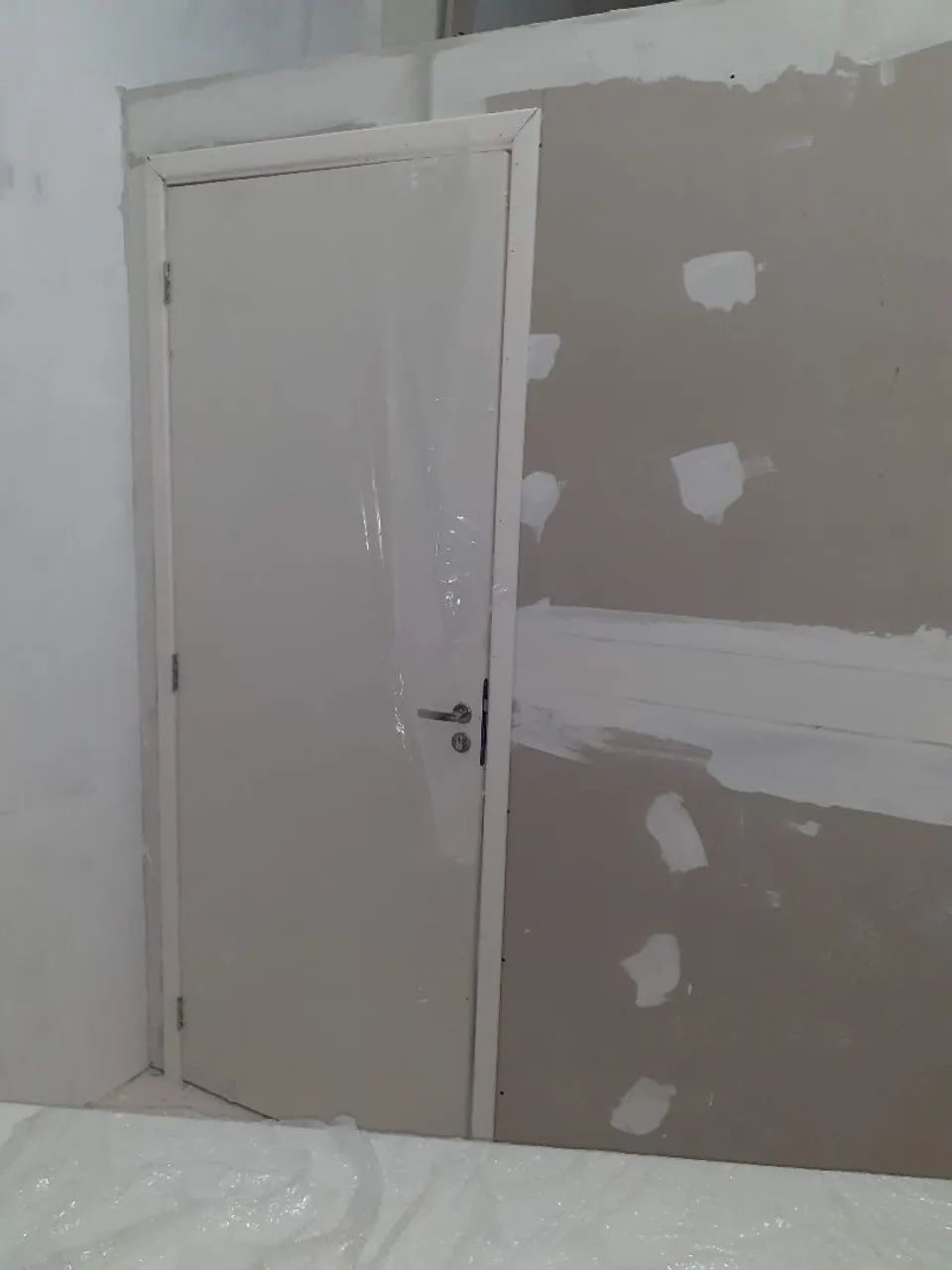 Forros e divisórias de drywall/gesso - Foto 4