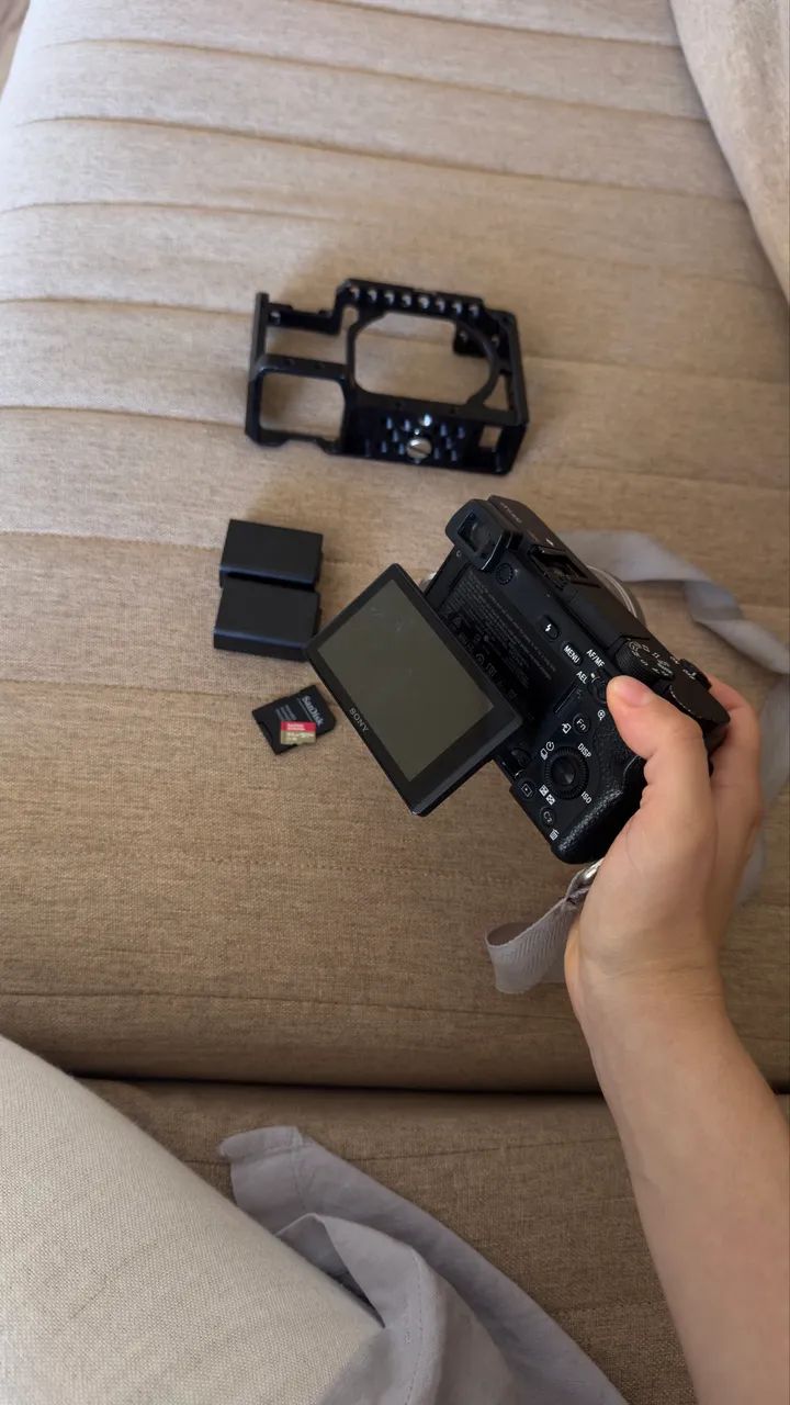 Câmera Sony 6300 e acessórios  - Foto 4
