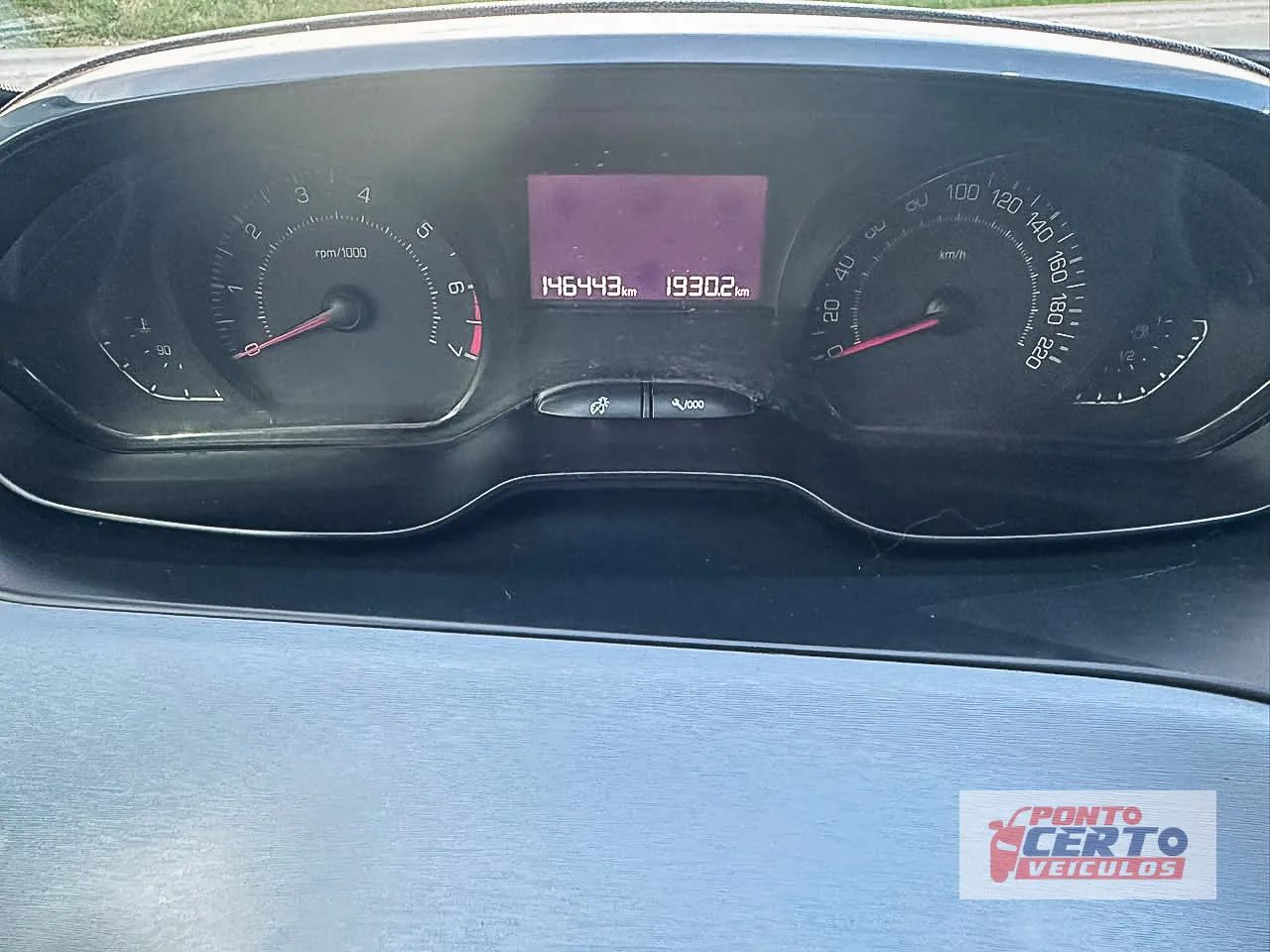 Peugeot 208 Active/active Pack 1.5 Flex 8V 5P 2014 - Foto 3