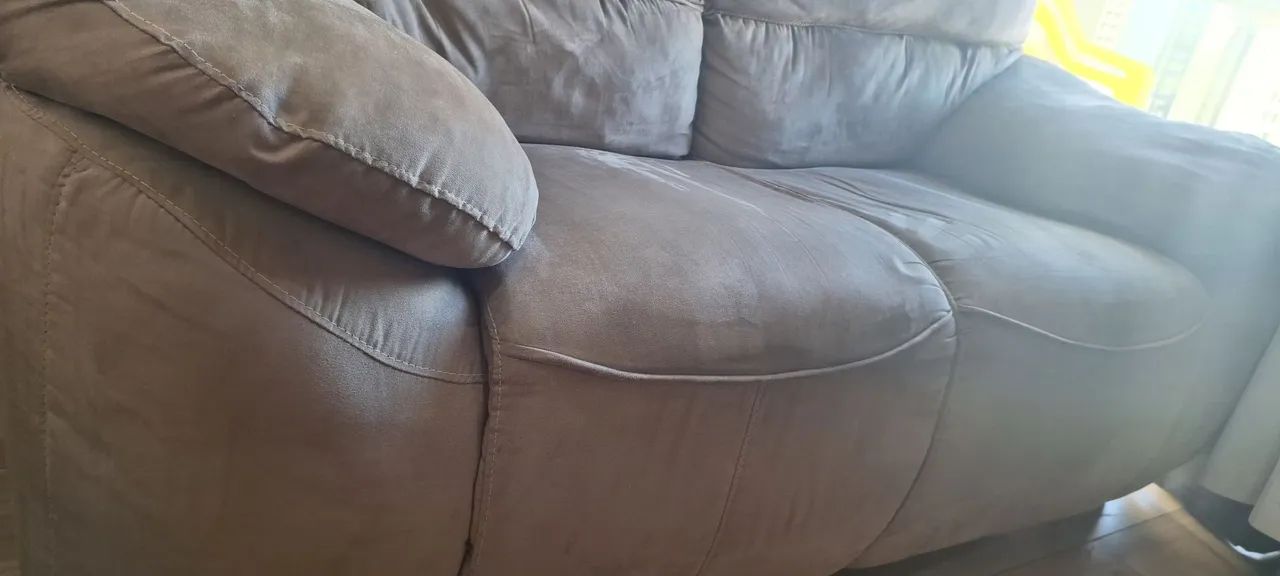Sofa 2 lugares em perfeito estado.