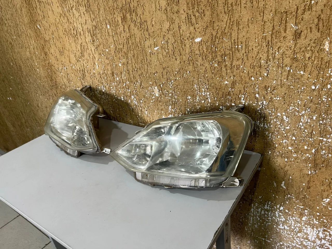 Par de Farol Etios 2011/2012/2013/2014/2015/2016/2017/2018/2019/2020/2021 - Foto 3