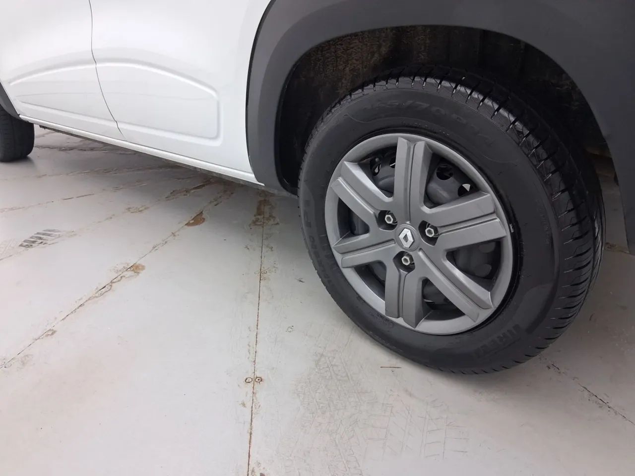 Renault Kwid 1.0 Zen, foto 12 de 18