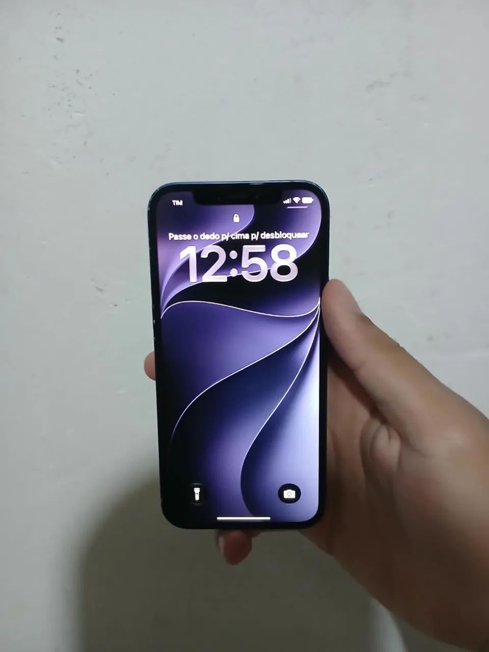 IPHONE 12 - leve trinco atras