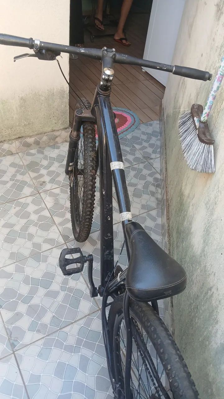 Vende-se bicicleta aro 29 - Foto 3