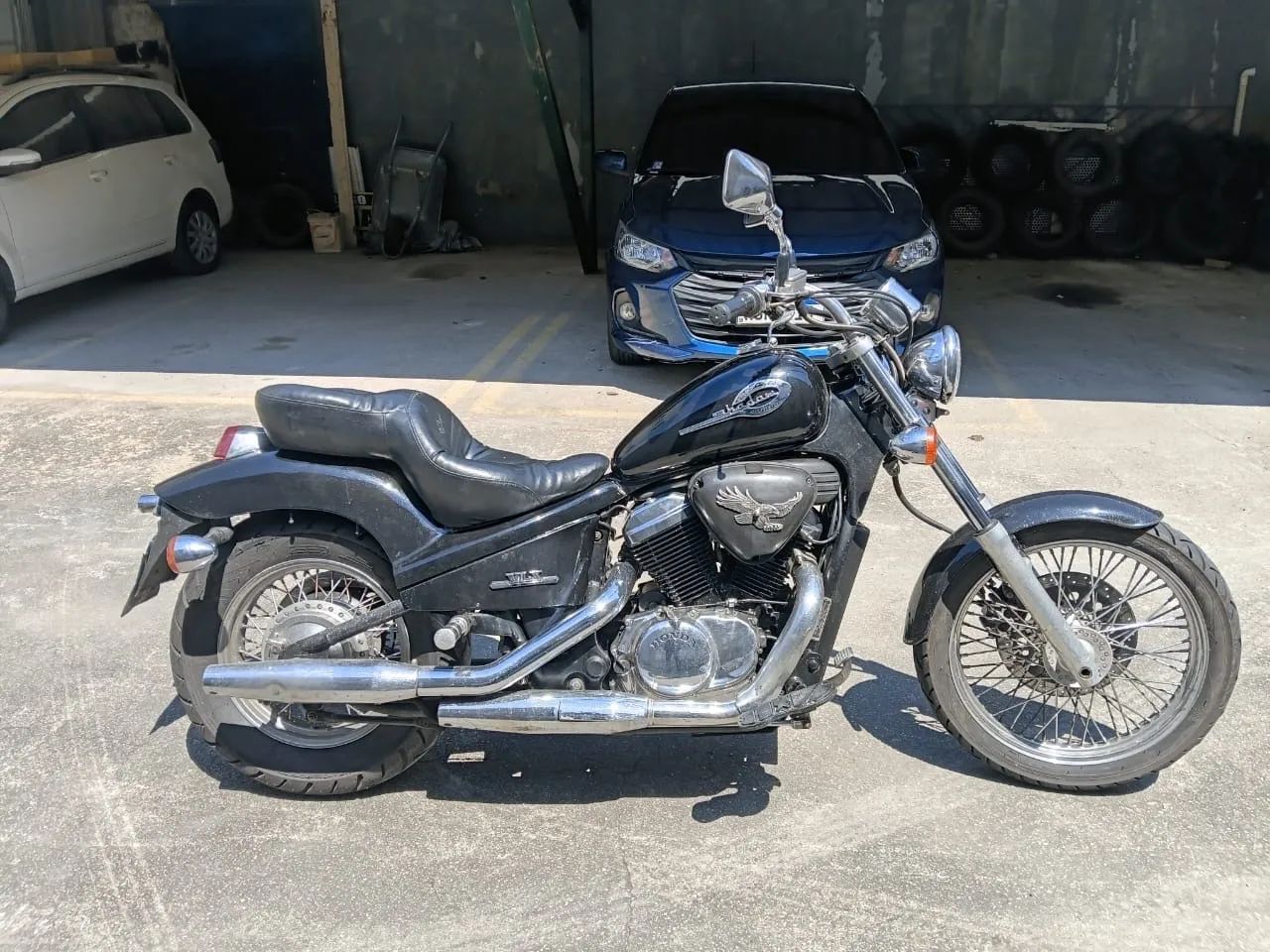 Shadow 600