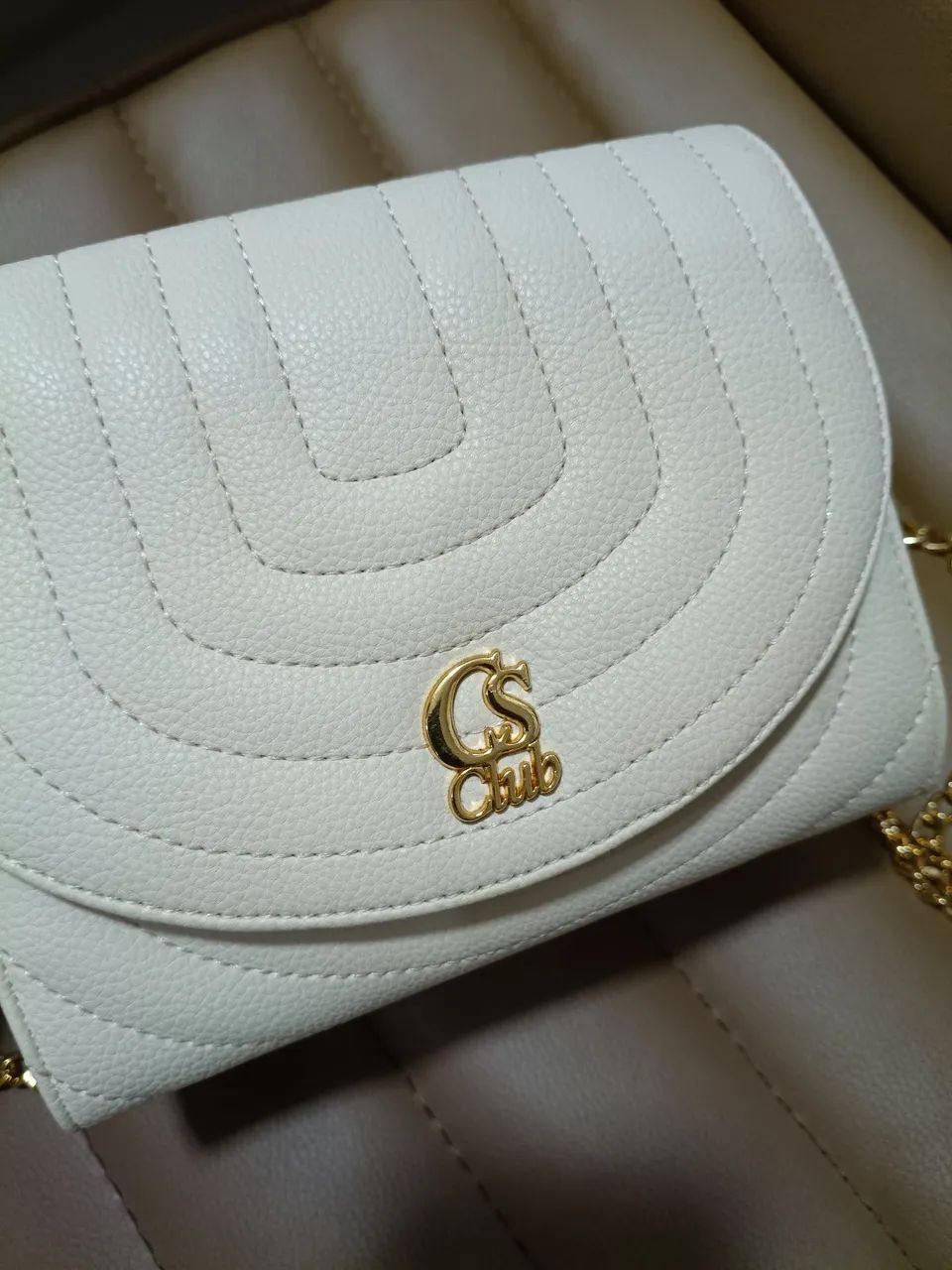 Bolsa pequena Carmem Steffens original e perfeita  - Foto 3