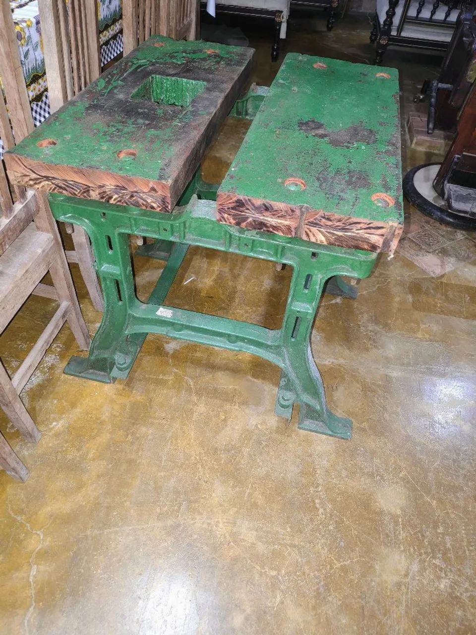 Bancada de ferro fundido industrial antiga  - Foto 2