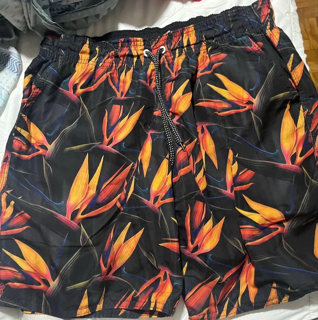 Bermuda florida masculina