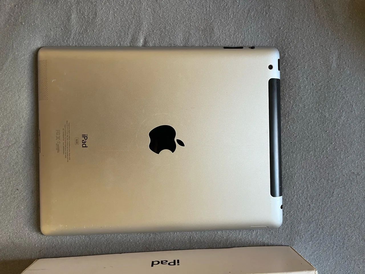 iPad 2 16GB Black + Caixa e Cabo Original - Foto 3