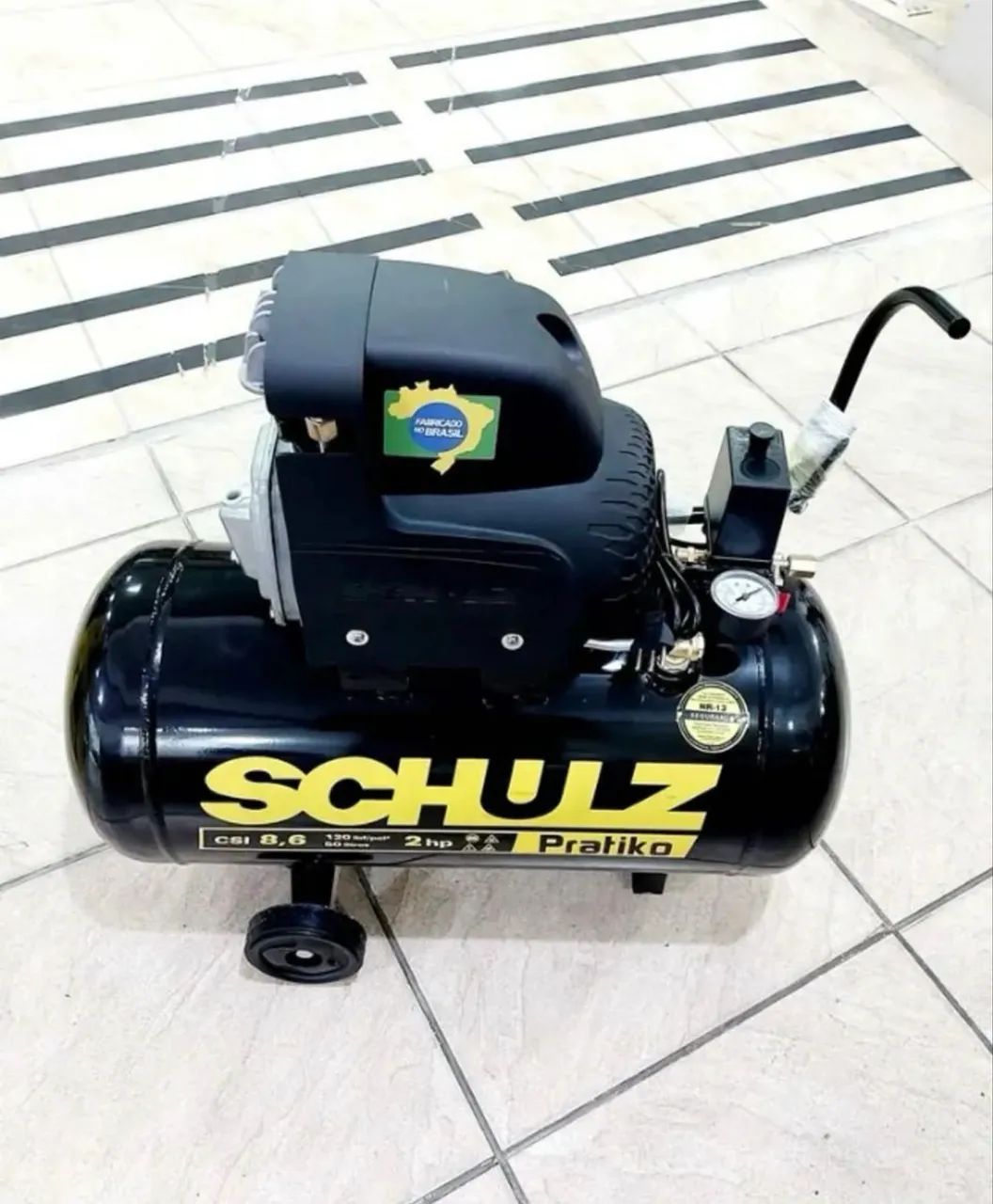 Compressor 50L 120 psi Motor 2 HP 220v Schulz (Novo) - Foto 2