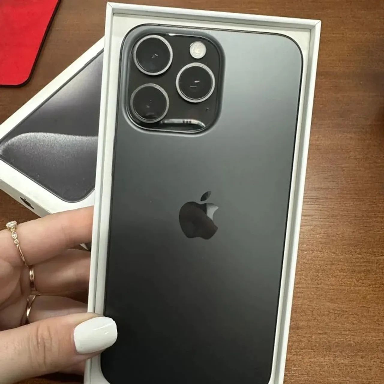 iPhone 15 pro max 512gb bateria 100%  - Foto 2