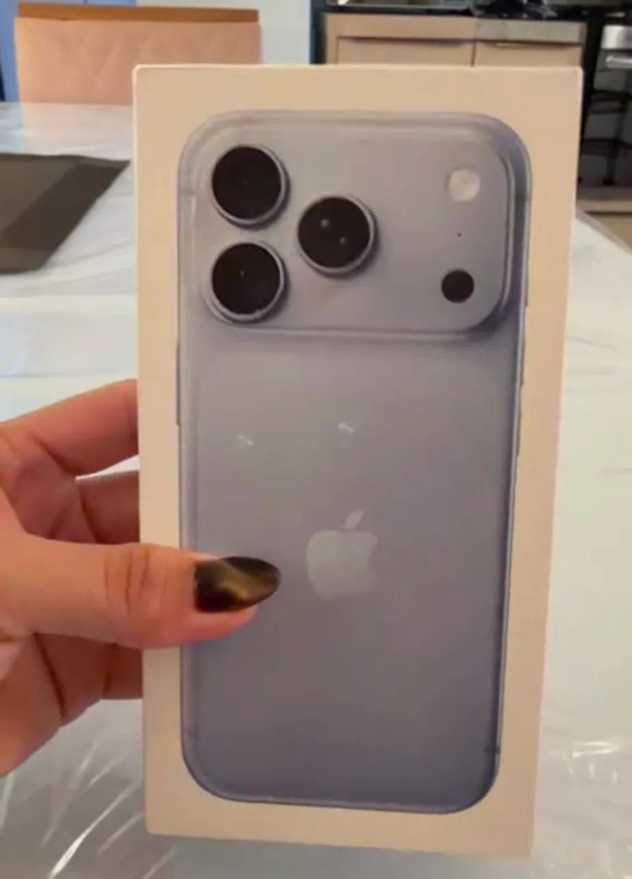 iPhone 18 pro 256 Glacial 