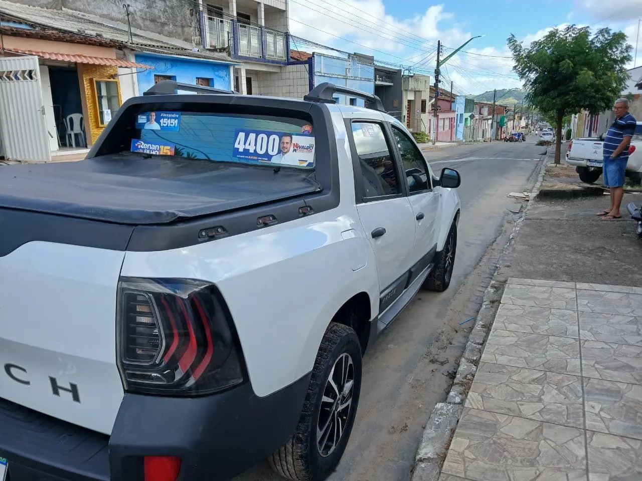 Renault Duster Oroch PRO 1.6 Flex 16V Mec. 2024 - Foto 3