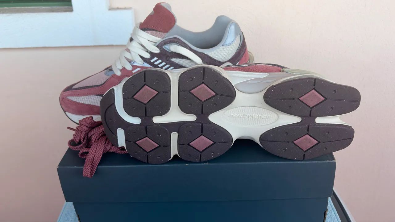 New Balance 9060 - Cherry - Foto 2