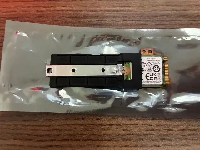 SSD NVMe SK Hynix 256gb com dissipador - Armazenamento - Santa