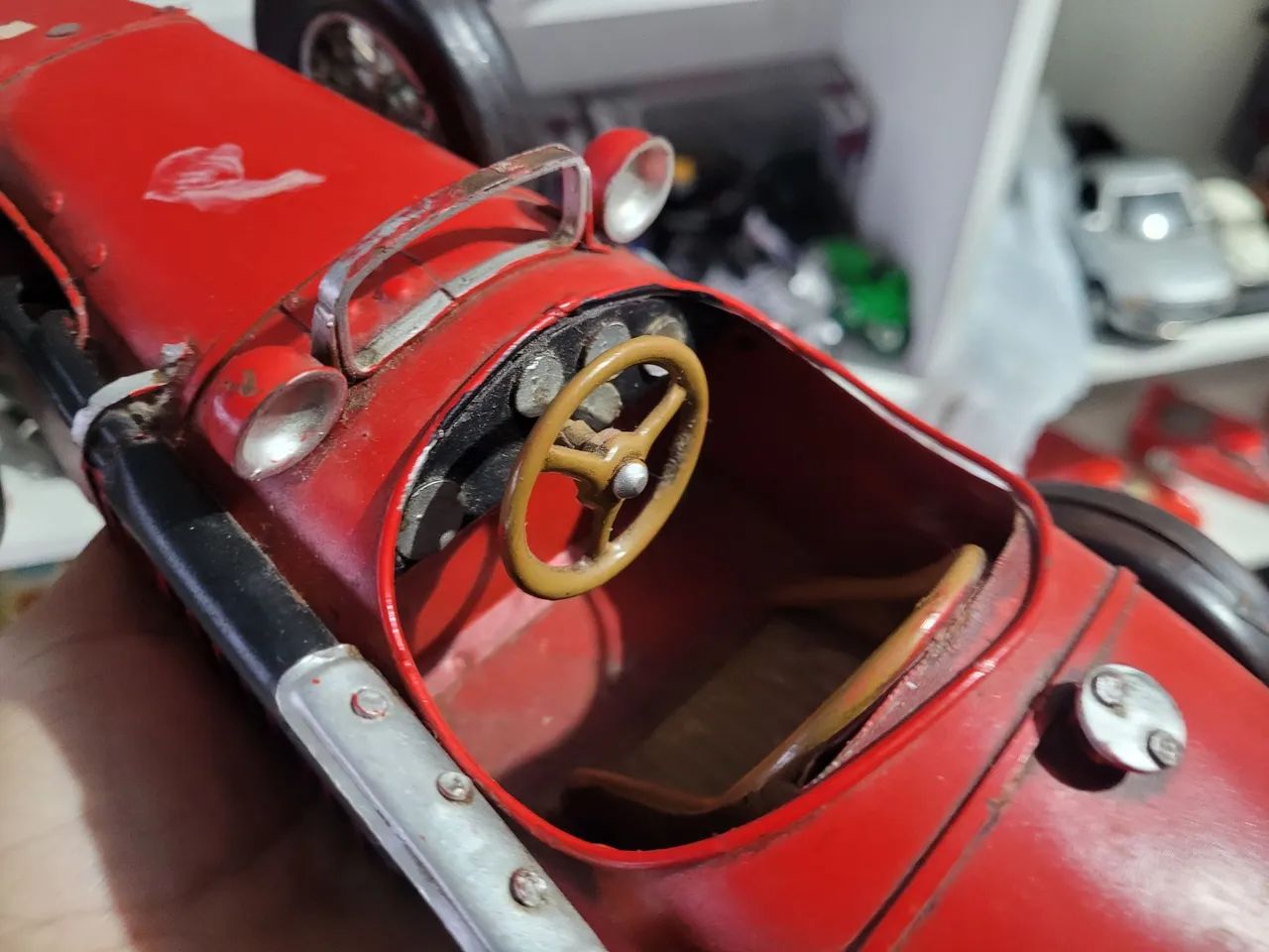 Antigo carro em lata 40 cm - Foto 3