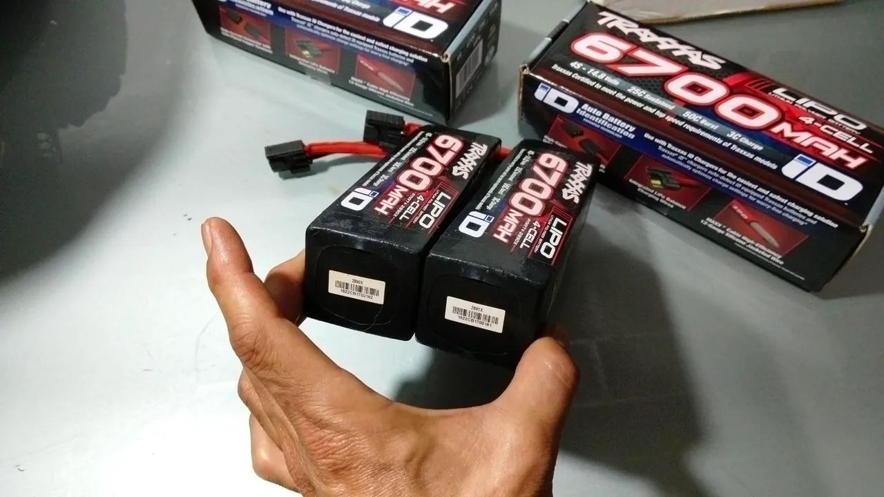 Automodelo Traxxas xmaxx 8s completa de tudo. - Foto 2