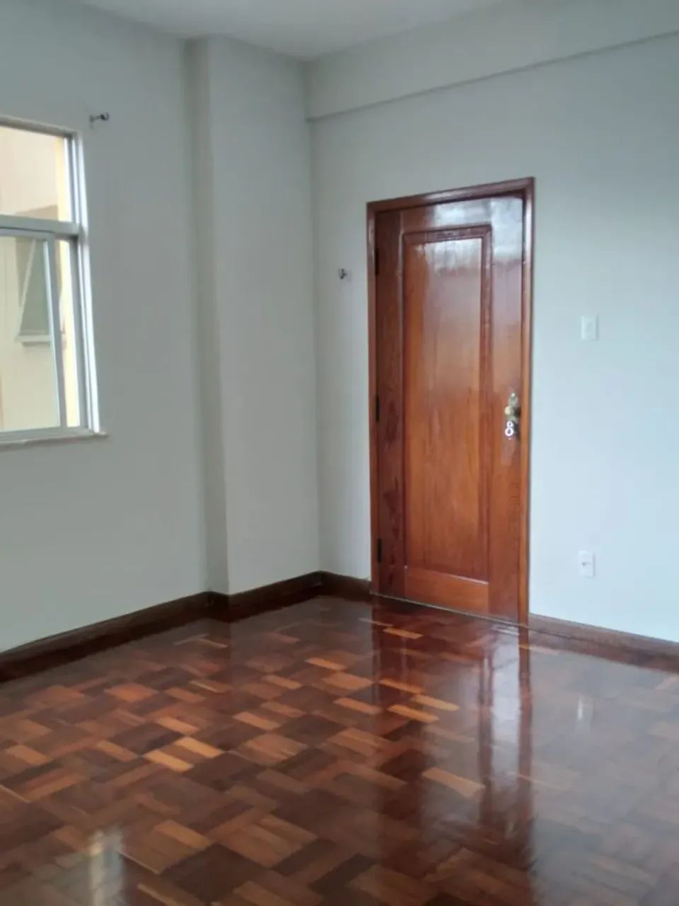 Edifício Gilberto Mestrinho - ALUGO - Baixou - Em frente  Praça Batista Campos - Foto 4