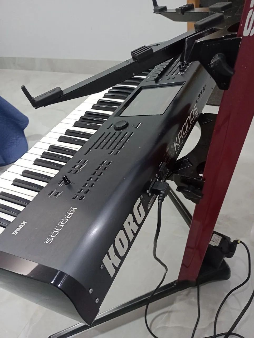 Teclado korg kronos 61  - Foto 3