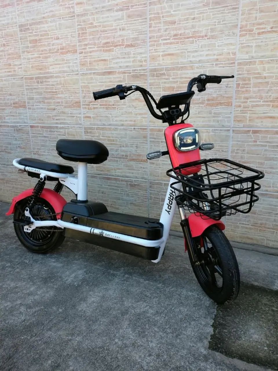 Scooter elétrica 