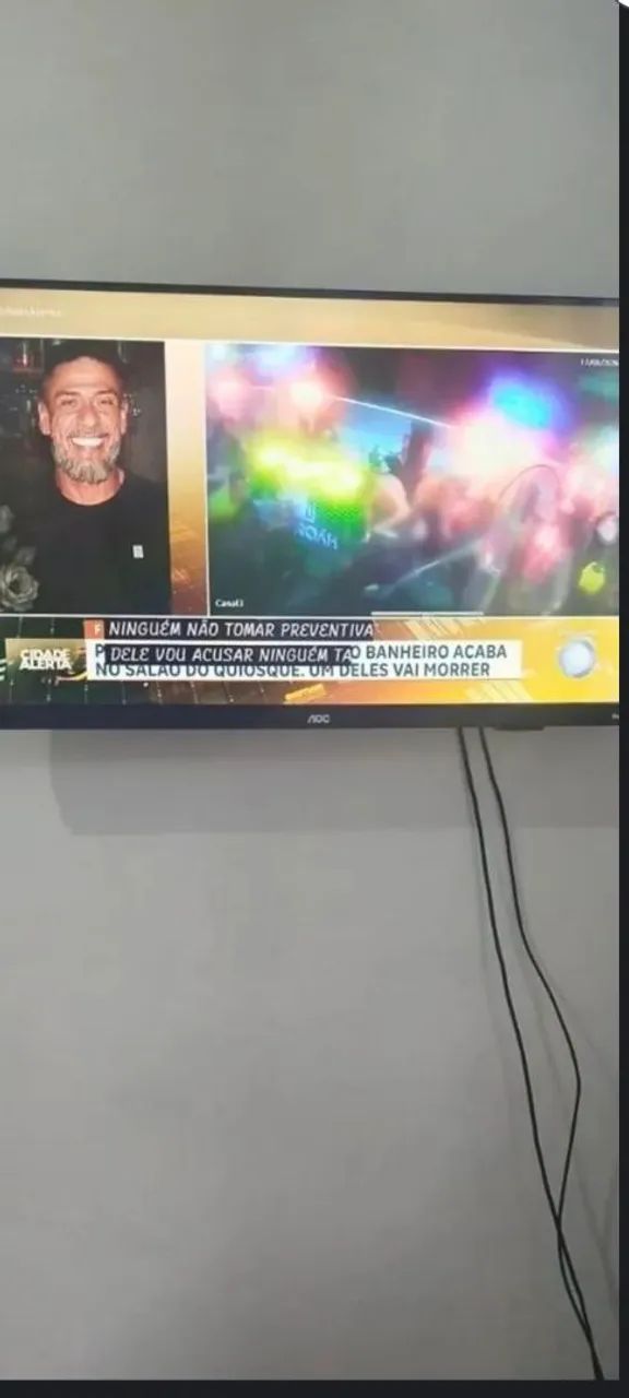 Smart tv AOC 32 pol muito nova! - Foto 2