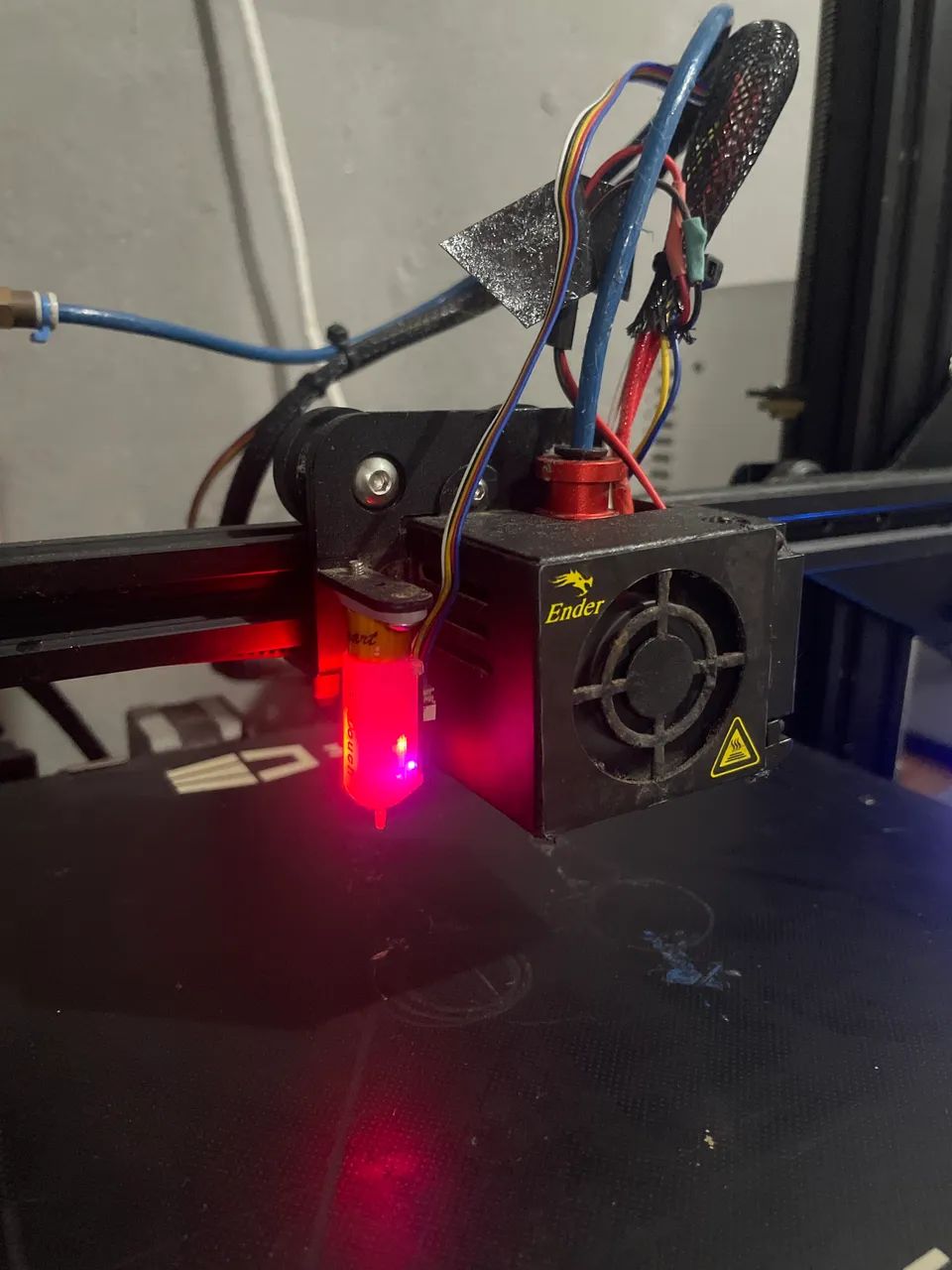 Impressora 3D ENDER 3 V1 com BLTOUCH - Foto 2