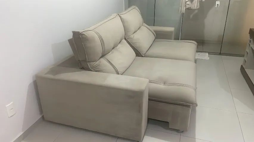 Sofá lindo e muito confortável 