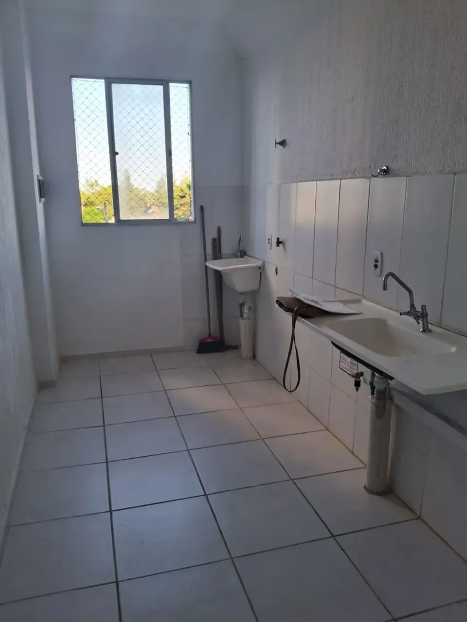 ALUGO APARTAMENTO NA MARAPONGA - PRAÇA DA MRV - Foto 2