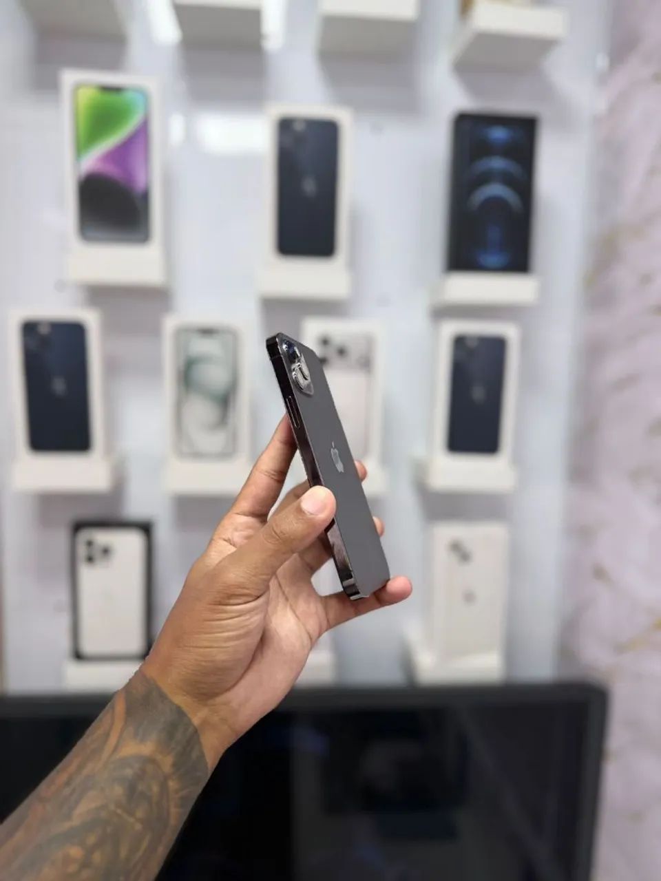 IPHONE 12 PRO 128GB BRANCO<br>R$ 1.999.00 TOP - Foto 3