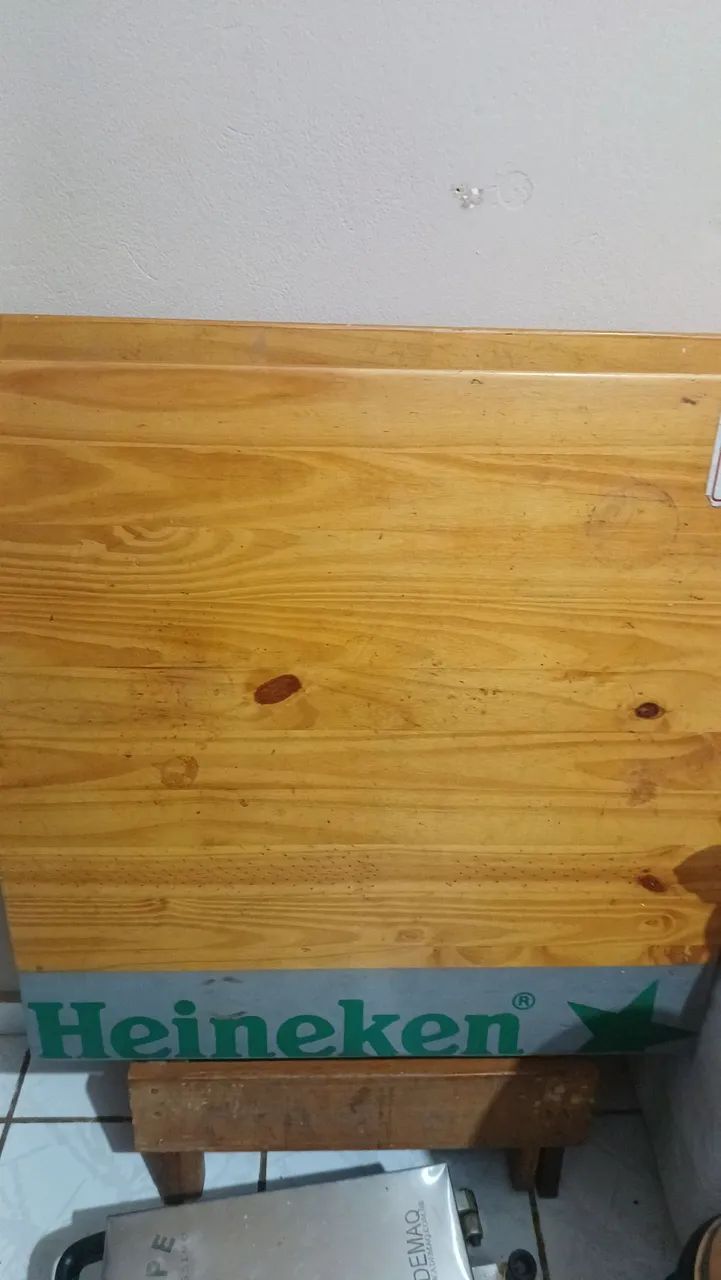 Mesas e Cadeiras